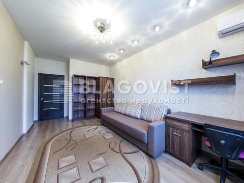 квартира за адресою Київ, Дмитрівська вул., 75