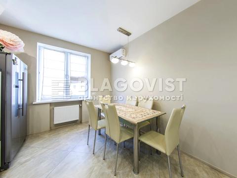 квартира за адресою Київ, Дмитрівська вул., 75