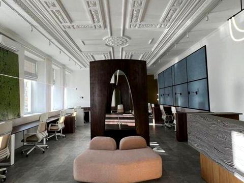 комерційна за адресою Богдана Хмельницького вул., 32