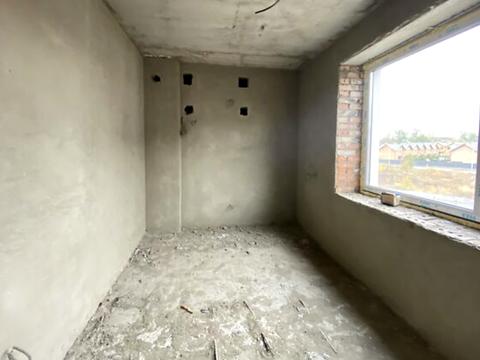 квартира по адресу Радужная ул., 104