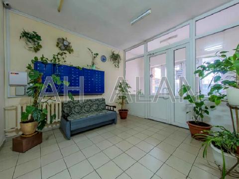 комерційна за адресою Левка Лук'яненка вул. (Маршала Тимошенка), 21