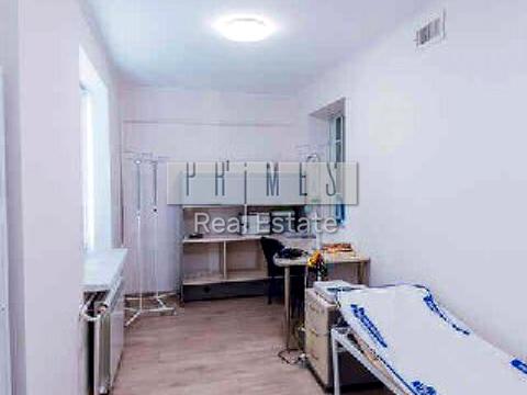 комерційна за адресою Миколи Голего вул. (Лебедєва-Кумача), 7-В