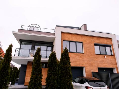 будинок за адресою с. Зубра, Івана Ґонти вул., 15в