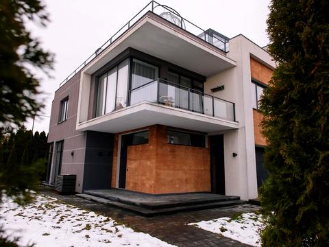 будинок за адресою с. Зубра, Івана Ґонти вул., 15в