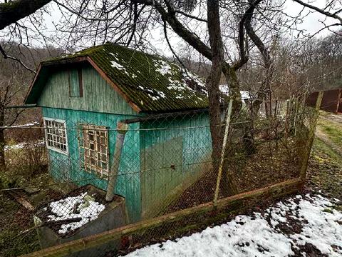 ділянка за адресою 