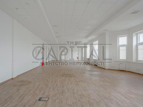 комерційна за адресою Контрактова пл., 10-А