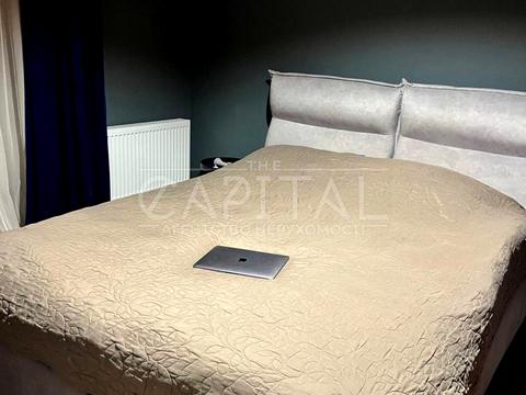 будинок за адресою Щаслива, 1