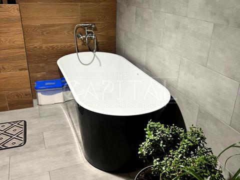 будинок за адресою Щаслива, 1