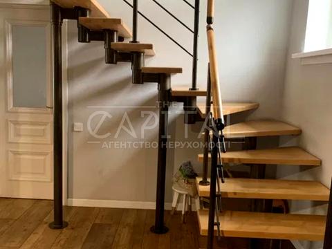 будинок за адресою Щаслива, 1