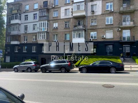 комерційна за адресою Кловський узвіз, 6