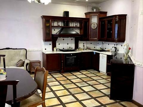 дом по адресу Веры Инбер ул. (Веры Инбер)