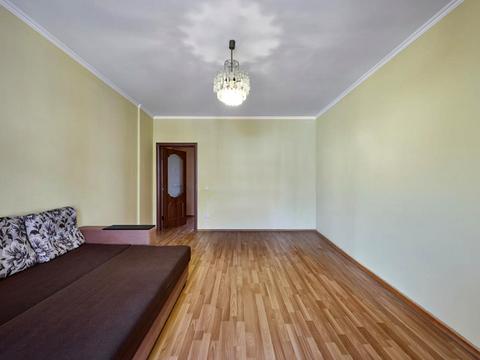 квартира за адресою Львів, Уляни Кравченко вул., 8