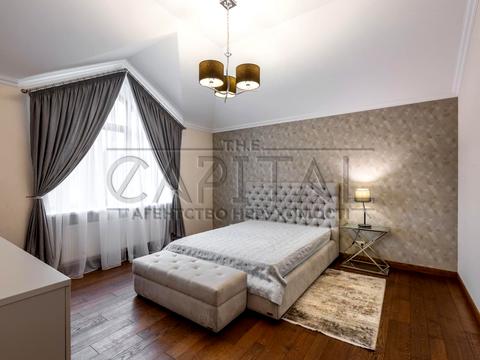 будинок за адресою Спортивна вул., 11