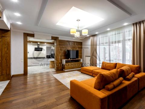 будинок за адресою Спортивна вул., 11