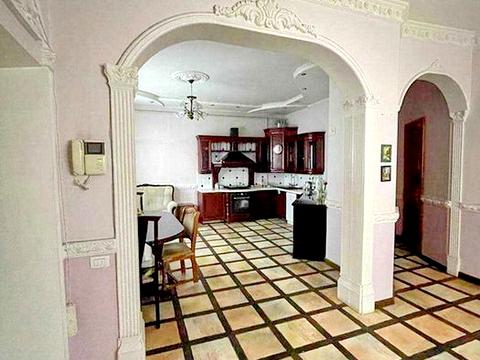 дом по адресу Веры Инбер ул. (Веры Инбер)