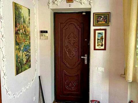 дом по адресу Веры Инбер ул. (Веры Инбер)