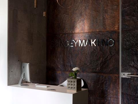 комерційна за адресою Генерала Шаповала вул. (Механізаторів), 2