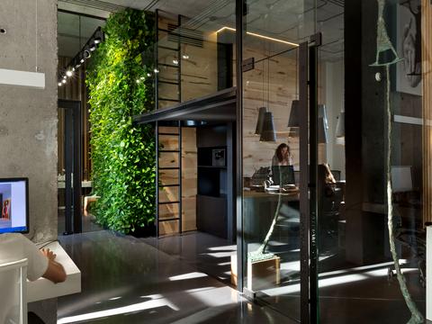 комерційна за адресою Генерала Шаповала вул. (Механізаторів), 2