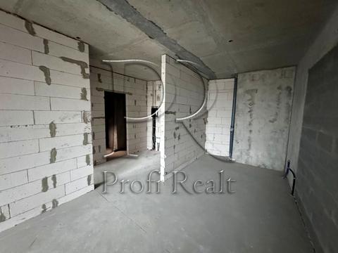 квартира за адресою Причальна вул., 8