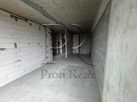 квартира за адресою Причальна вул., 8