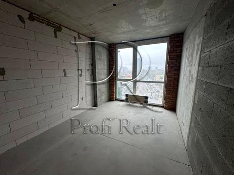 квартира за адресою Причальна вул., 8