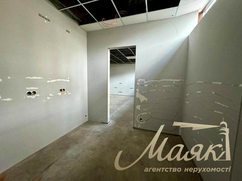 комерційна за адресою Київ, Саперне Поле вул., 5