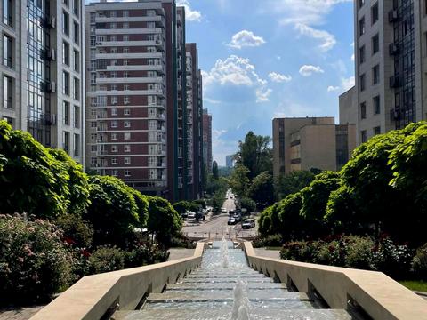 комерційна за адресою Київ, Саперне Поле вул., 5