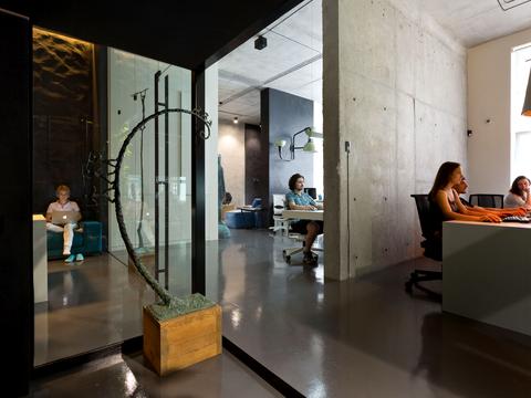 комерційна за адресою Генерала Шаповала вул. (Механізаторів), 2