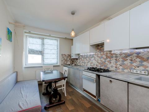 квартира за адресою Волинська вул., 12