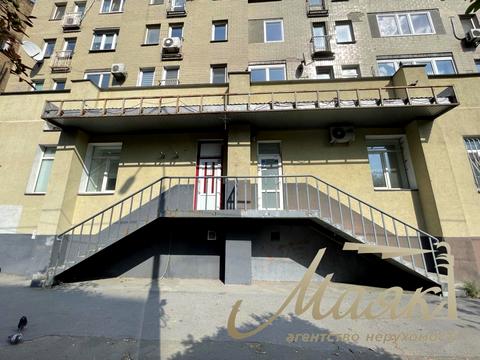 коммерческая по адресу Антоновича ул. (Горького), 157