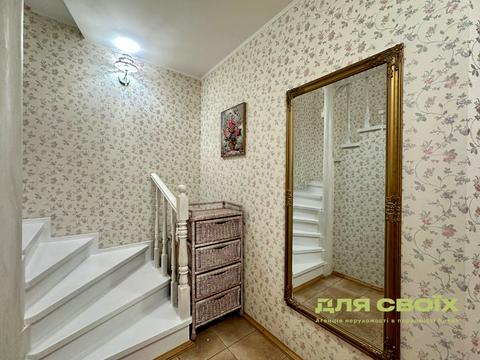 квартира по адресу Комарова, 38