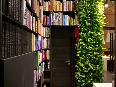 комерційна за адресою Генерала Шаповала вул. (Механізаторів), 2