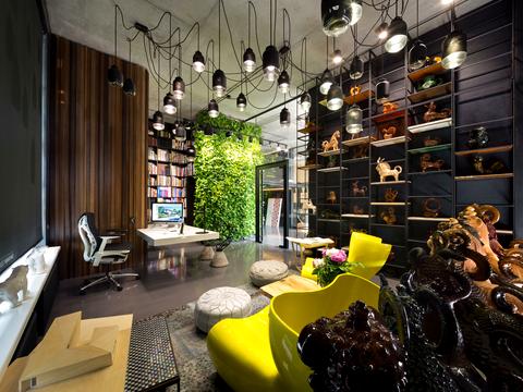 комерційна за адресою Генерала Шаповала вул. (Механізаторів), 2