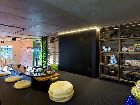 комерційна за адресою Генерала Шаповала вул. (Механізаторів), 2