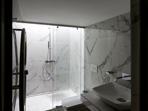 комерційна за адресою Генерала Шаповала вул. (Механізаторів), 2