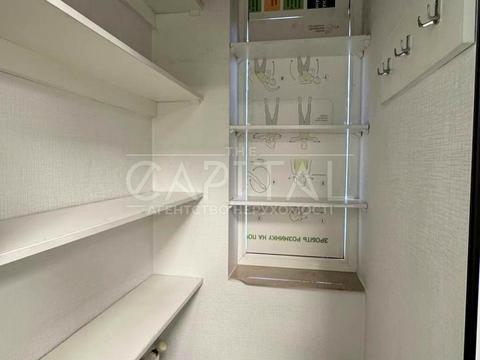 комерційна за адресою Срібнокільська вул., 22