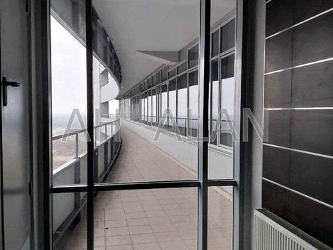 комерційна за адресою Столичне шосе, 103