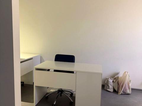 комерційна за адресою Василя Стуса вул., 7-Б