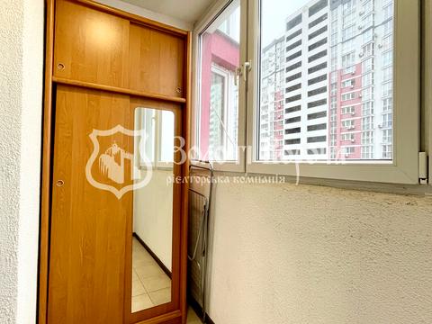 квартира за адресою Драгоманова вул., 2-А