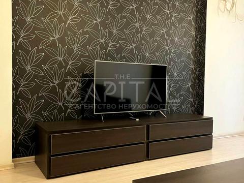 квартира за адресою Бориса Гмирі вул., 8-Б