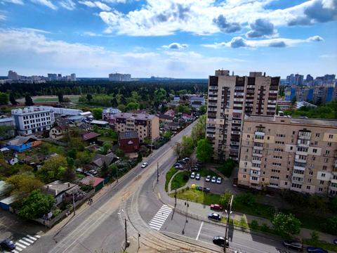 квартира за адресою Тростянецька вул., 49