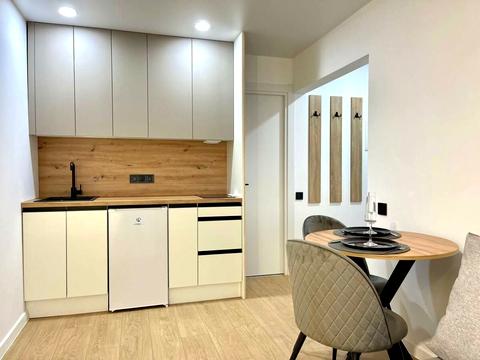 квартира за адресою Дніпровська набережна вул., 5-А