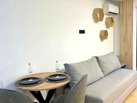 квартира за адресою Дніпровська набережна вул., 5-А