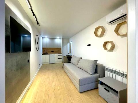 квартира за адресою Дніпровська набережна вул., 5-А