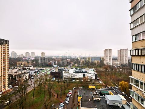 квартира за адресою Київ, Святошинська пл., 1