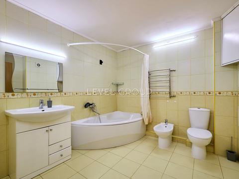 квартира за адресою Київ, Святошинська пл., 1