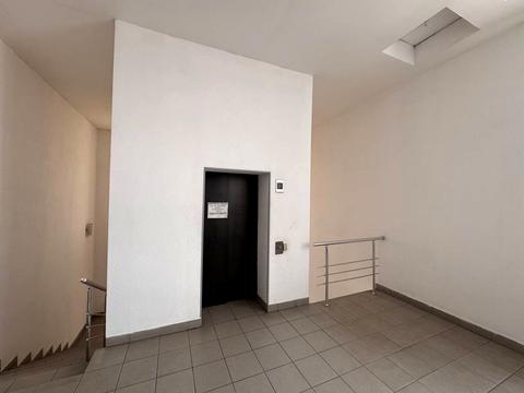 комерційна за адресою Олександра Поля просп. (Кірова), 101