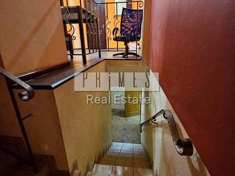 комерційна за адресою Авіаконструктора Антонова вул., 3