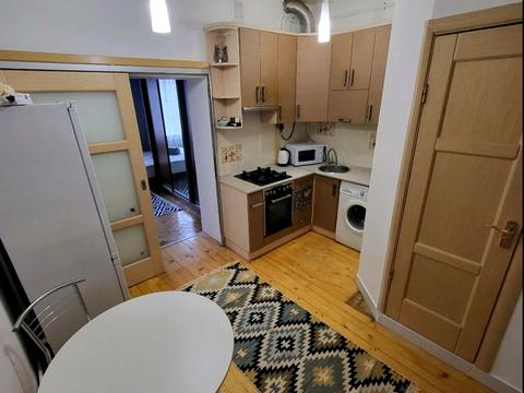 квартира за адресою Миколи Зерова вул., 14