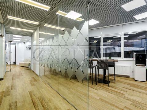 комерційна за адресою Грушевского Михаила, 1